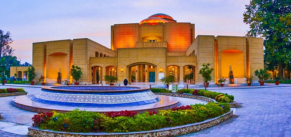 the-cairo-opera-house-from-outside