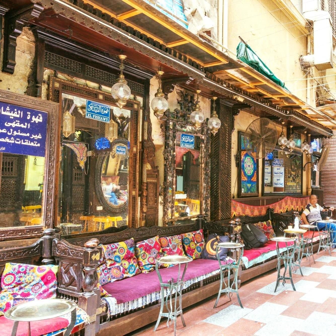 el-fishawy-cafe-in-alhussein