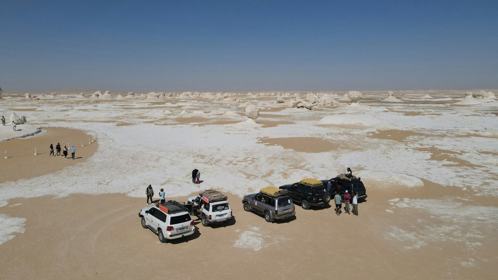 4x4 safari in white desert
