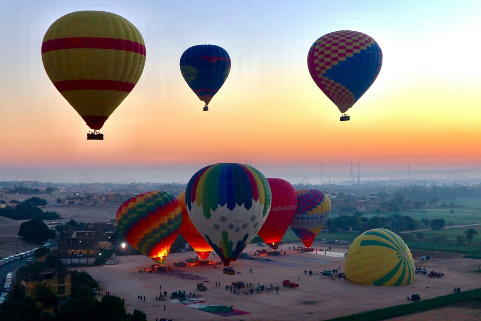 Luxor hot air balloons