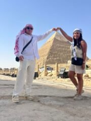 guests photo with the pyramid
